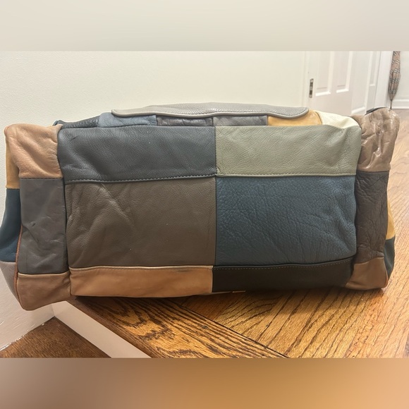 Vintage leather made in Mexico Patchwork duffle bag - Picture 4 of 5